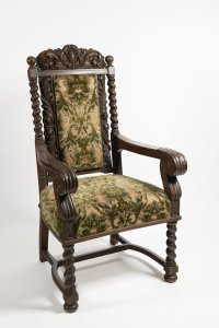 HISTORICISM ARMCHAIR