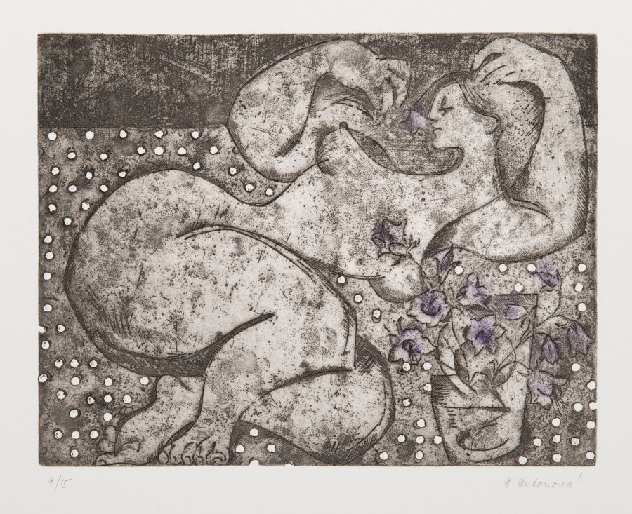 NUDE WITH FLOWERS