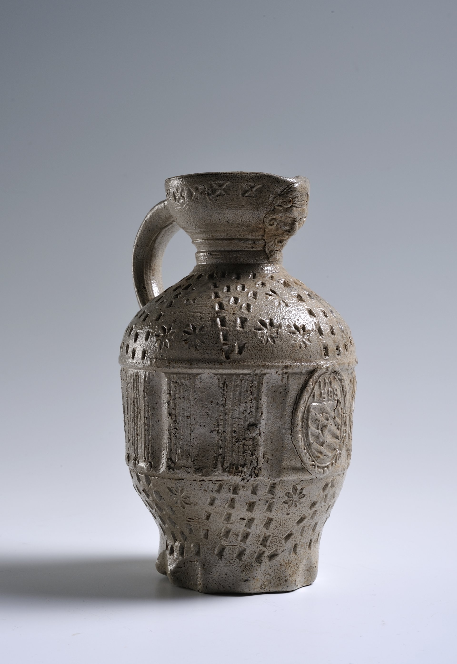 AUCTION CATALOGUE 2013