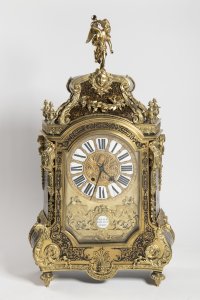 A LOUIS XIV STYLE TABLE CLOCK