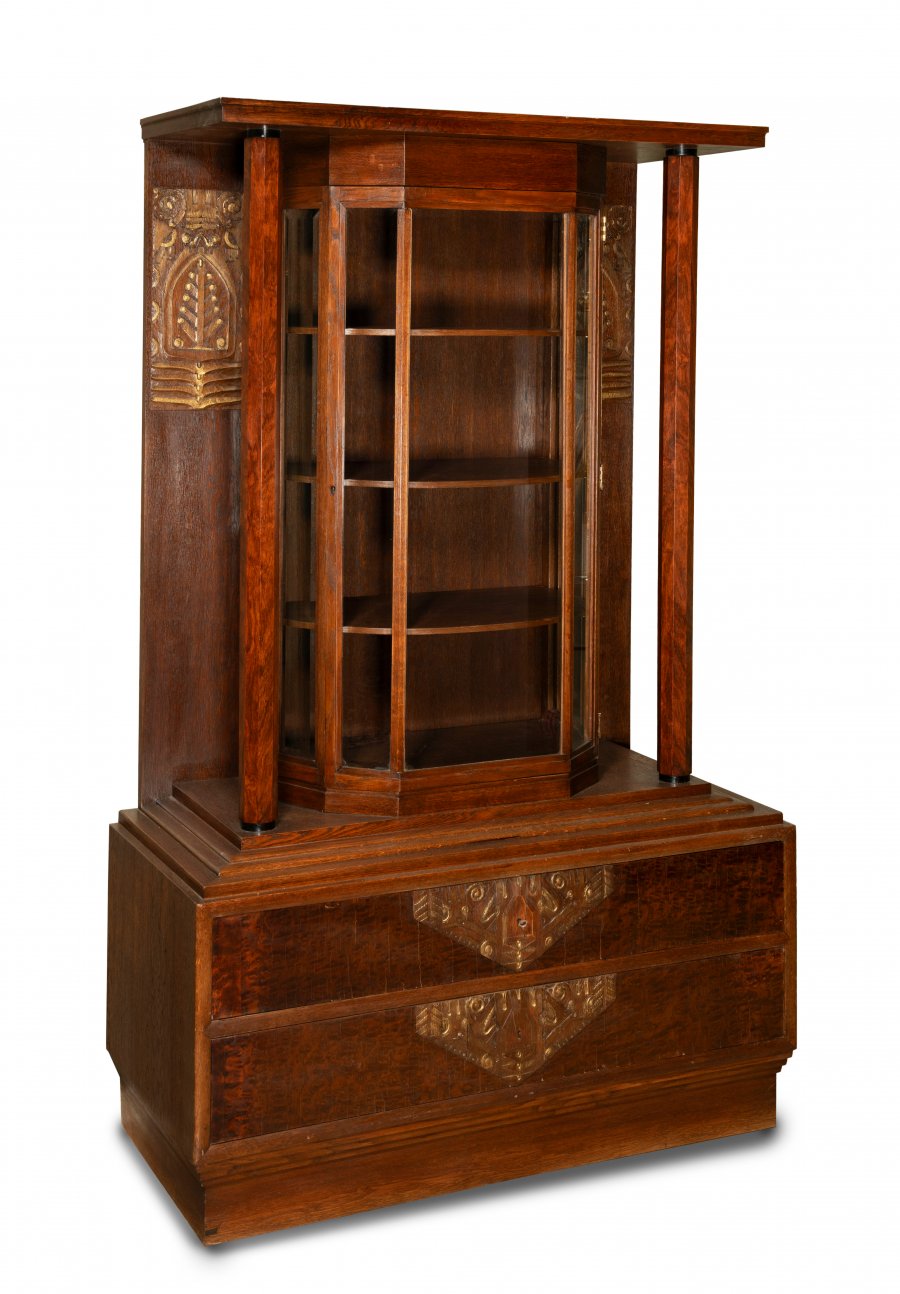 ART NOUVEAU DISPLAY