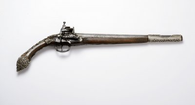 A BALKANS FLINTLOCK PISTOL