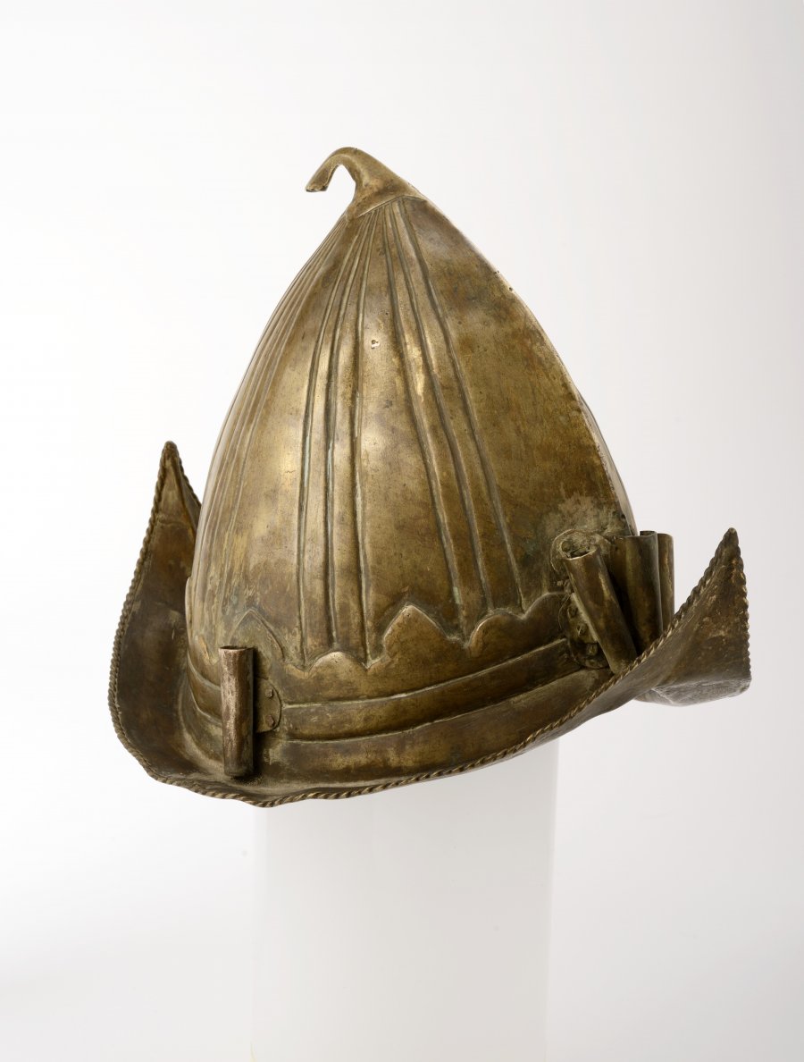 A MORION-STYLE HELMET