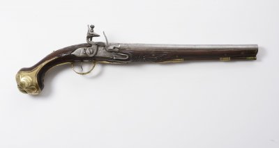 A BALKANS FLINTLOCK PISTOL