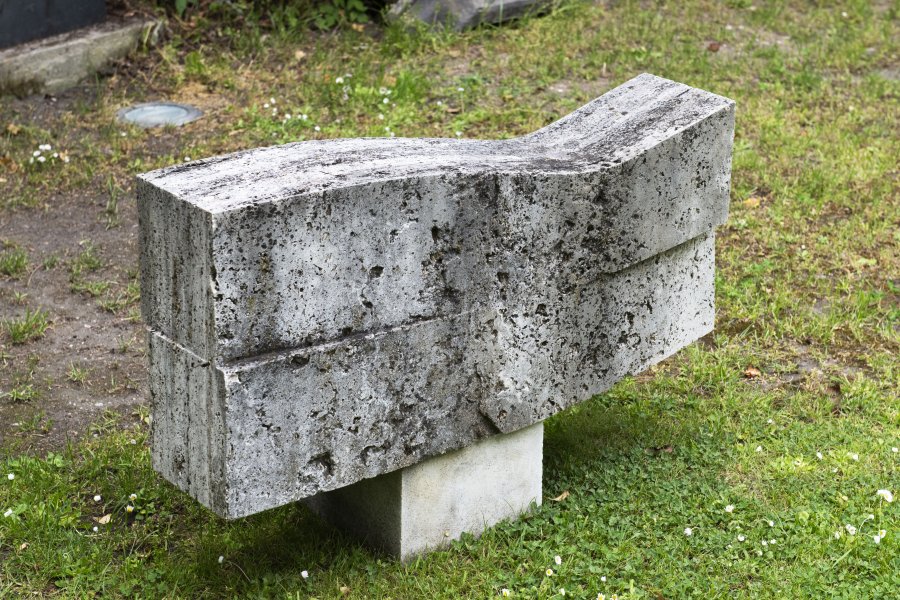 LEŽÍCÍ TORZO