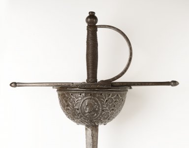 CUP-HILT RAPIER 