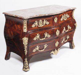 FRENCH LOUIS XV. COMMODE