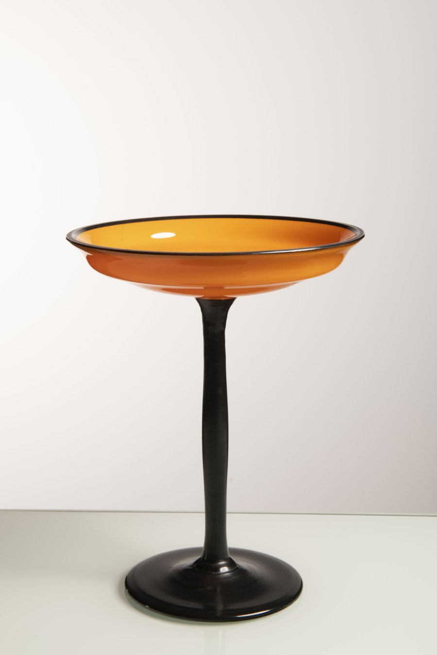AN ART DECO BOWL