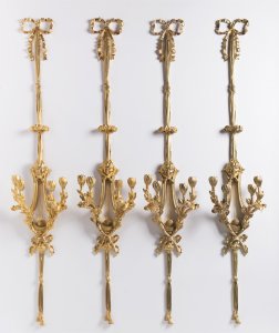 FOUR WALL APPLIQUES WITH LYRES