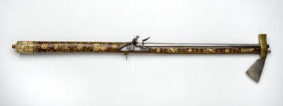 CEREMONIAL HAMMER WITH FLINTLOCK PISTOL