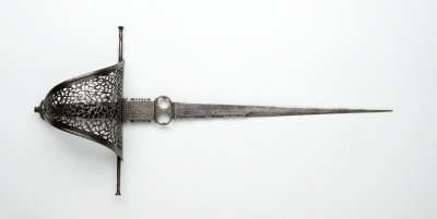 LEFT-HAND DAGGER