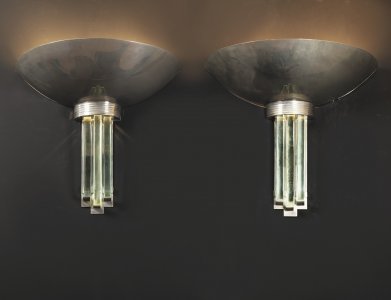 A PAIR OD ART DECO WALL LIGHTS