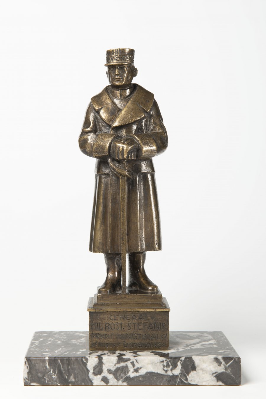 GENERAL M. R. ŠTEFÁNIK