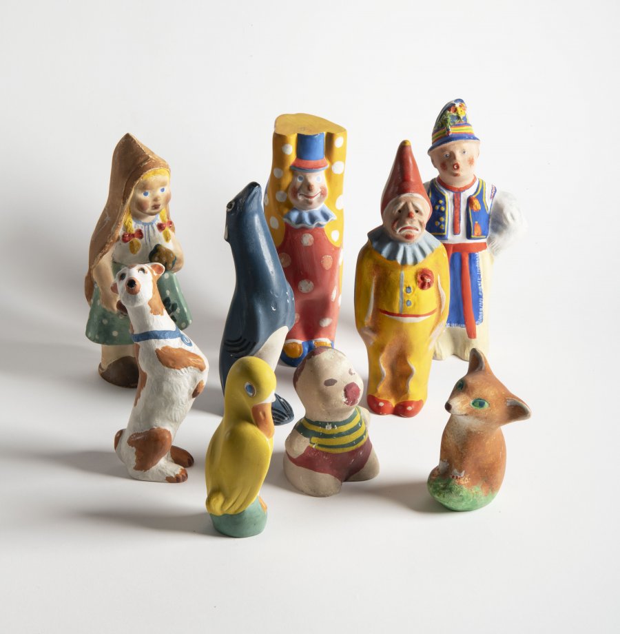 PLASTER MODELS OF TOYS