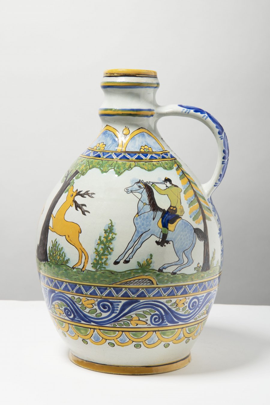STUPAVA JUG