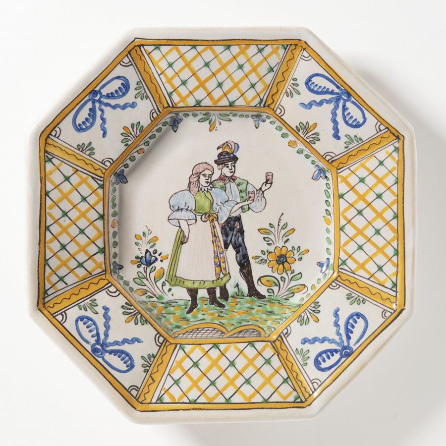 STUPAVA PLATE