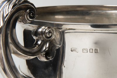 STŘÍBRNÁ CHLADÍCÍ NÁDOBA CARRINGTON & CO