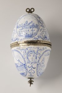 BAROQUE EGG