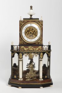 STOLNÍ EMPÍROVÉ HODINY