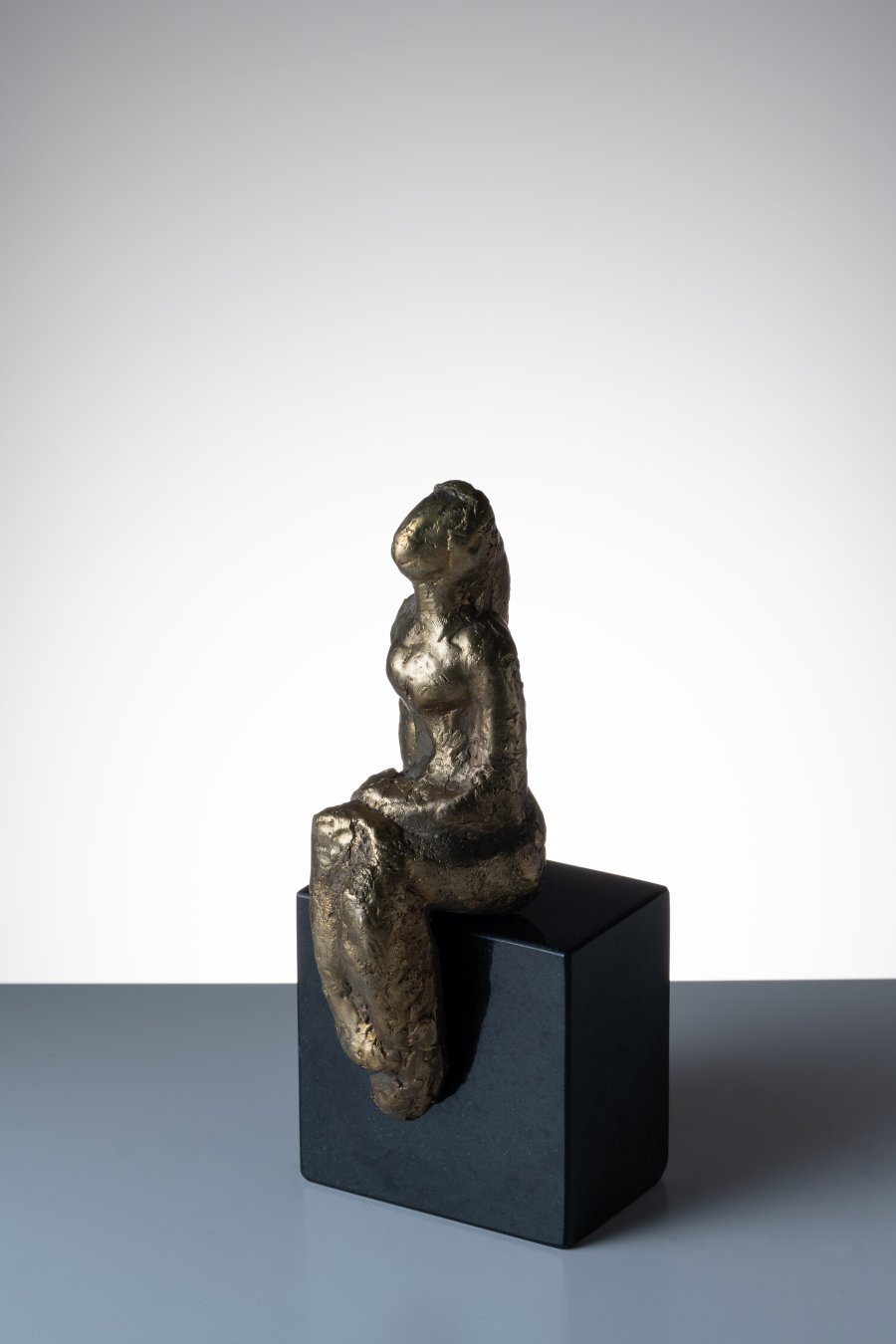 SITTING