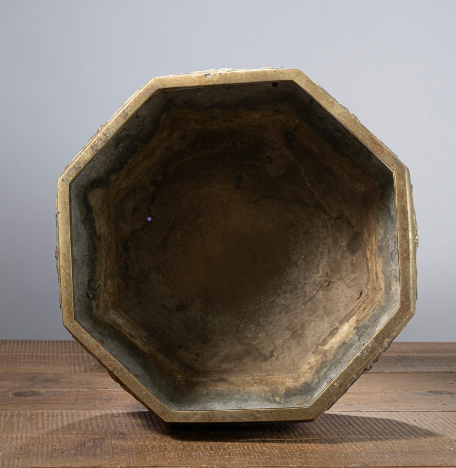 CHINESE BRONZE JARDINIÈRE WITH QILIN