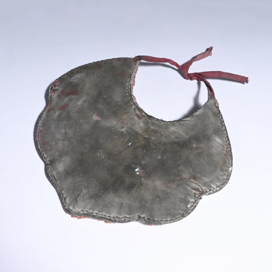 TIBETAN PECTORAL ORNAMENT WITH GEMSTONES AND CORAL
