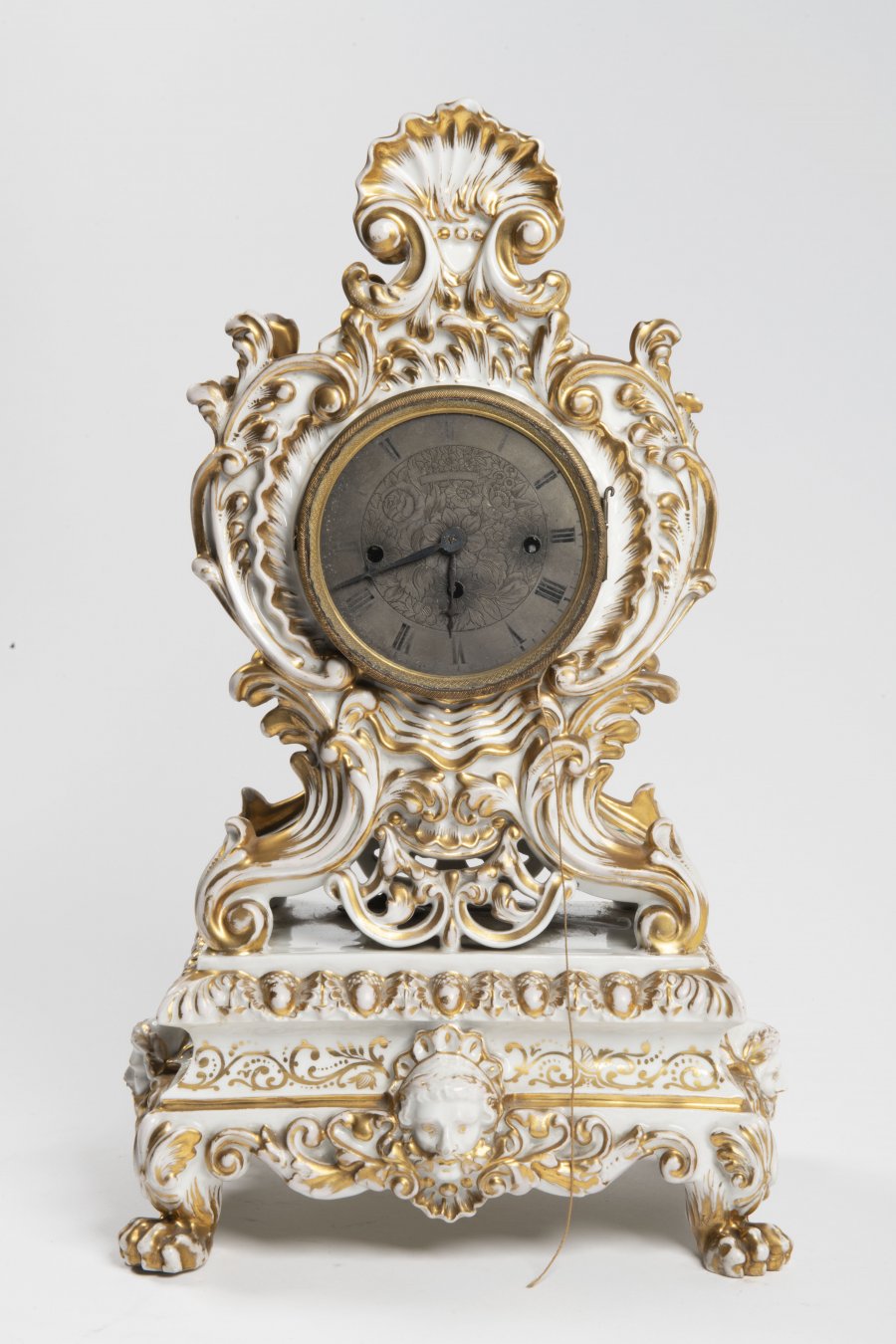 NEOBAROKNÍ STOLNÍ HODINY