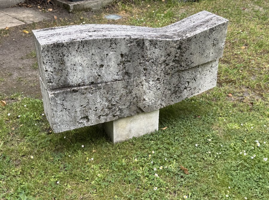 LEŽÍCÍ TORZO