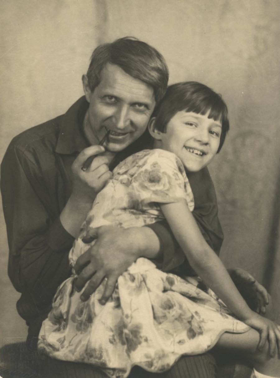 KONVOLUT RODINNÝCH FOTOGRAFIÍ