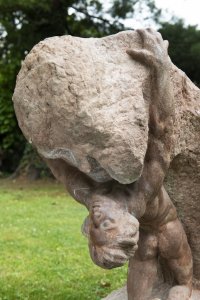 FRAU, DEINE LIEBE IST ERDRÜCKEND