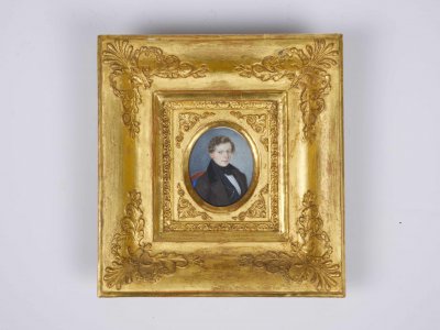 MINIATURE PORTRAIT OF A MAN