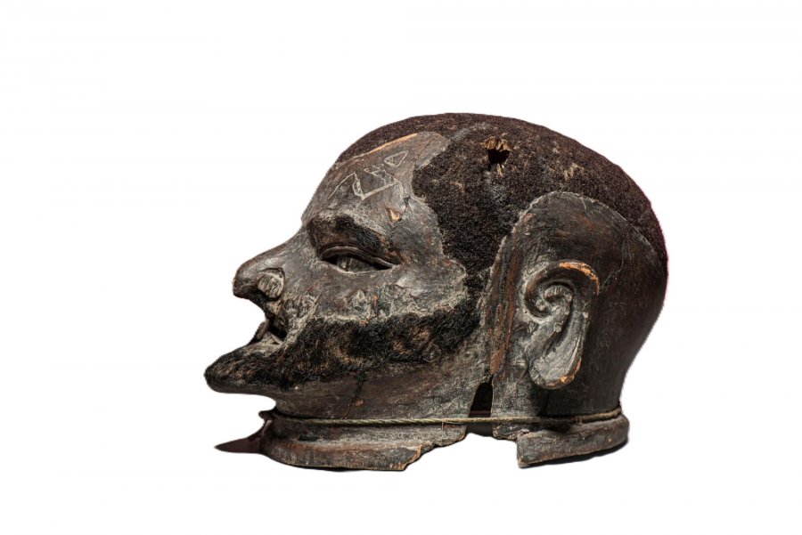 AFRICAN MAKONDE MASK