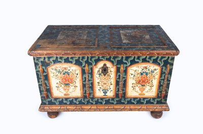 FOLK PAINTED CHEST