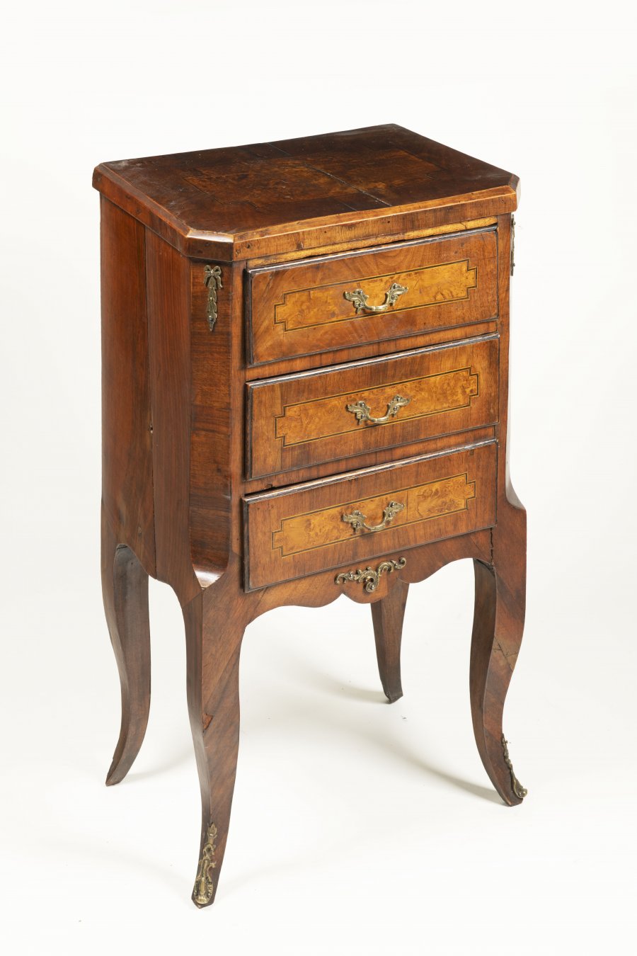 BAROKNÍ NOČNÍ STOLEK