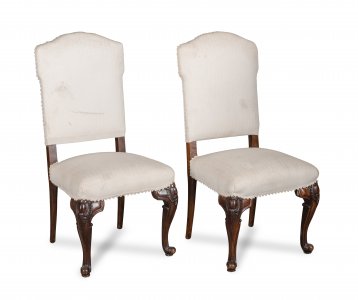 DVĚ ŽIDLE Z OBDOBÍ HISTORISMU