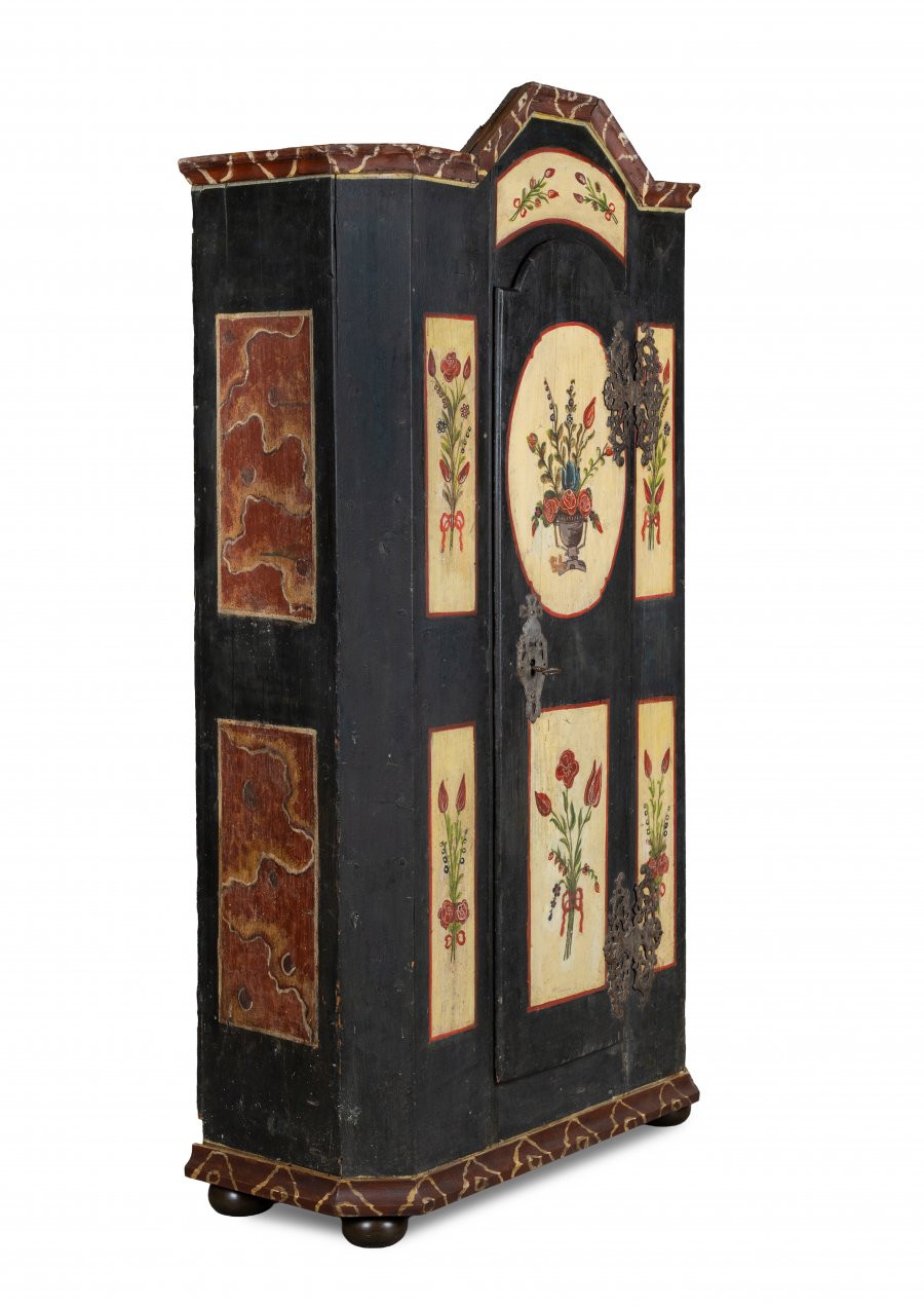 LIDOVÁ MALOVANÁ SKŘÍŇ