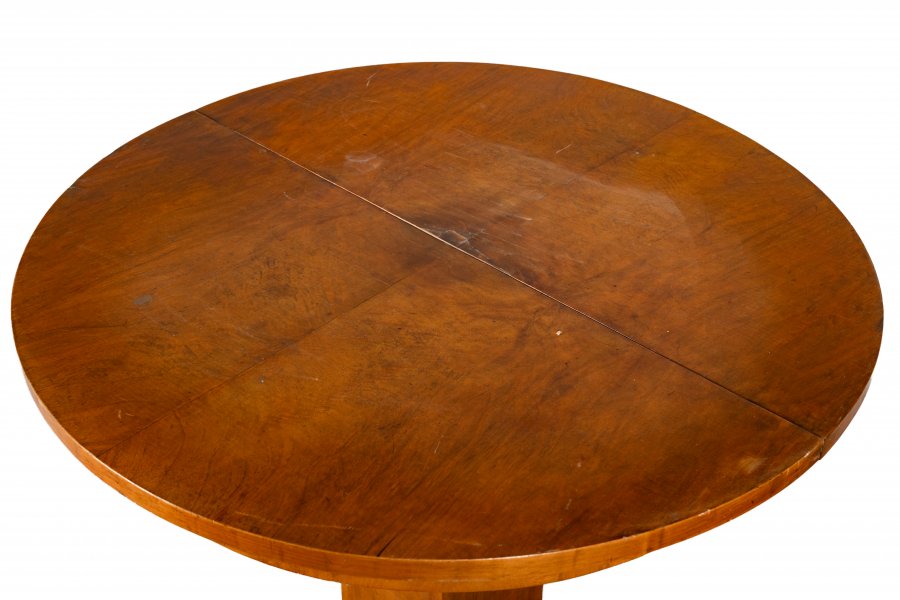 CENTRAL TABLE FROM THE ART DECO PERIOD