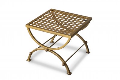 METAL STOOL