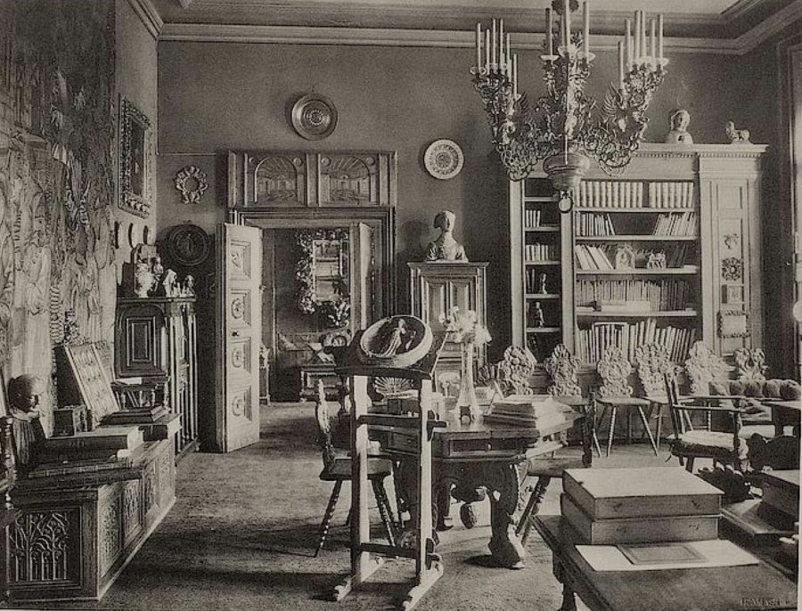 A SIX-ARMED MANNERIST CHANDELIER