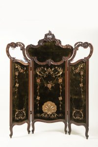 PARAVAN V ROKOKOVÉM STYLU