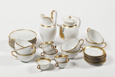 KÁVOVÝ A ČAJOVÝ SERVIS