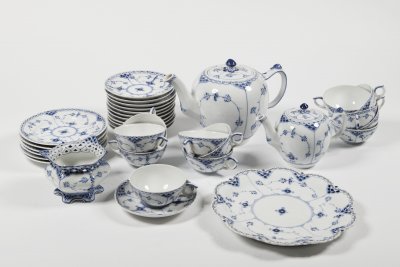 PORCELÁNOVÝ ČAJOVÝ SERVIS