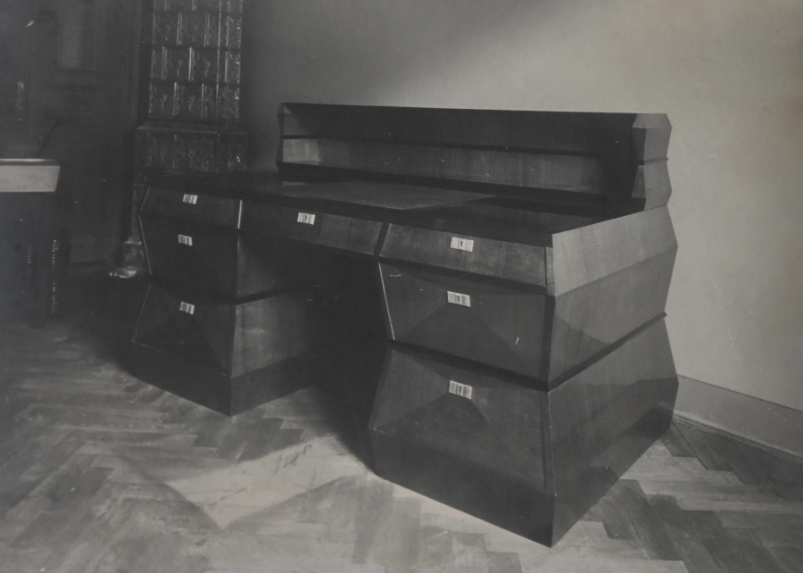 CUBIST BUREAU