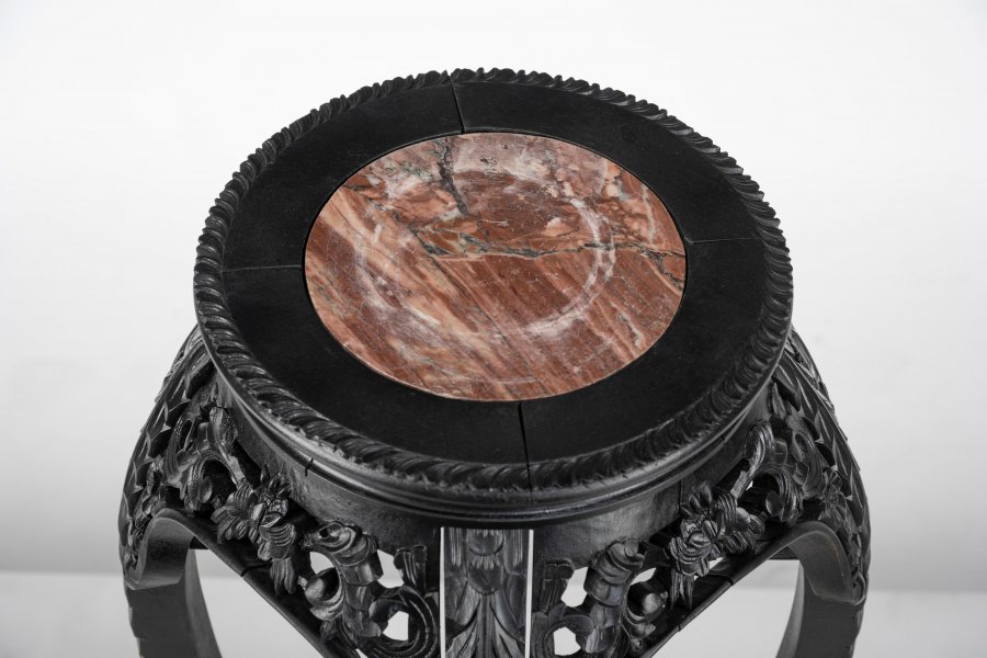 HIGH ORIENTAL TABLE WITH MARBLE